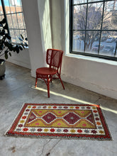 Load image into Gallery viewer, Elif, vintage Turkish scatter rug,
