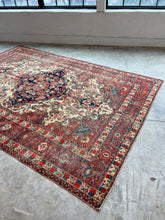 Load image into Gallery viewer, Kimiya, late 19th C, Persian Farahan Sarouk rug, 6’8 x 10’1
