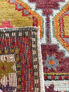 Elif, vintage Turkish scatter rug,