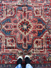Load image into Gallery viewer, Goudarz, vintage Persian Heriz, 8 x 11’5