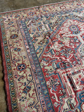 Load image into Gallery viewer, Goudarz, vintage Persian Heriz, 8 x 11’5