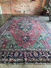 Load image into Gallery viewer, Lindsay Pracht's 10'3 x 18' Serapi