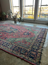Load image into Gallery viewer, Lindsay Pracht's 10'3 x 18' Serapi
