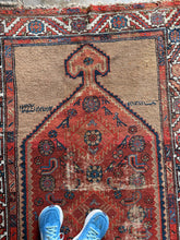 Load image into Gallery viewer, Bijan, Persian Serab early 20th C Scatter Rug 4'1 x 6'7