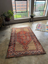 Load image into Gallery viewer, Bijan, Persian Serab early 20th C Scatter Rug 4'1 x 6'7