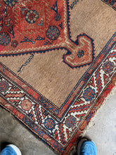 Load image into Gallery viewer, Bijan, Persian Serab early 20th C Scatter Rug 4'1 x 6'7