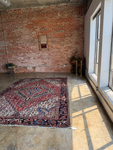 Load image into Gallery viewer, Lina, vintage Persian Heriz, 7'7 x 10'11