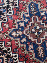 Load image into Gallery viewer, Lina, vintage Persian Heriz, 7'7 x 10'11