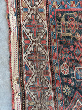 Load image into Gallery viewer, Syrus, vintage Qashqai tribal scatter rug 4 x 6’1