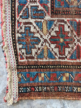 Load image into Gallery viewer, Syrus, vintage Qashqai tribal scatter rug 4 x 6’1