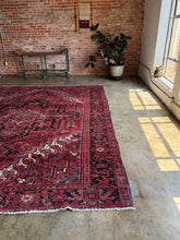 Load image into Gallery viewer, Roya, vintage Persian Heriz, 9’ 11’5 x 13’
