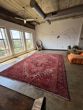 Load image into Gallery viewer, Roya, vintage Persian Heriz, 9’ 11’5 x 13’
