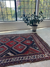 Load image into Gallery viewer, Rad, antique Shiraz tribal rug, 6’11 x 11’7
