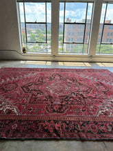 Load image into Gallery viewer, Roya, vintage Persian Heriz, 9’ 11’5 x 13’
