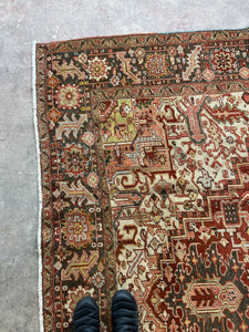 Banu, vintage Persian Heriz, 8’6 x 11’6