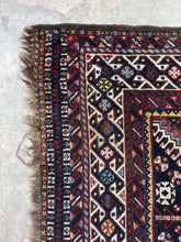 Load image into Gallery viewer, Rad, antique Shiraz tribal rug, 6’11 x 11’7

