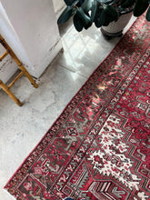 Load image into Gallery viewer, Faranak, vintage Persian Heriz, 9’9 x 13’2
