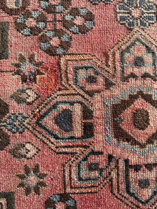 Eskander, 3'11 x 5'2 vintage Hamadan