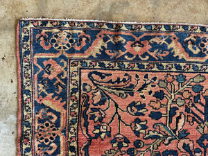 Garod, Antique Persian Lilian rug, 5 x 5'10