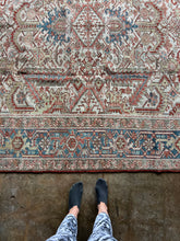 Load image into Gallery viewer, Cyra, Vintage Persian Heriz, all over pattern
