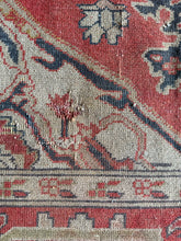 Load image into Gallery viewer, Raha, Antique Persian Serapi/Heriz Rug, 8&#39;6 x 14&#39;3
