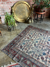 Load image into Gallery viewer, Darya, vintage Persian Malayer scatter rug, 5x 6’6
