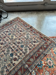 Darya, vintage Persian Malayer scatter rug, 5x 6’6