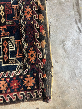 Load image into Gallery viewer, Cario, vintage Baluch tribal rug with animals, 1&#39;7 x 1&#39;9.5
