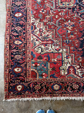 Load image into Gallery viewer, Delaram, vintage Persian Heriz, 8 x 11&#39;9
