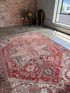 Diba, vintage Persian Heriz, 6'10 x 9'5