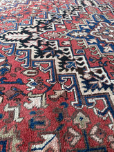 Load image into Gallery viewer, Lina, vintage Persian Heriz, 7&#39;7 x 10&#39;11
