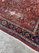 Load and play video in Gallery viewer, Andia, vintage Nanaj Hamedan Persian rug, 8’11 x 12’1
