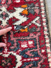 Load image into Gallery viewer, Ariana, Persian scatter rug, circa 1940s, 1’5 x 4’7
