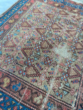 Load image into Gallery viewer, Persian scatter rug with fringe, 2’6 x 3’11
