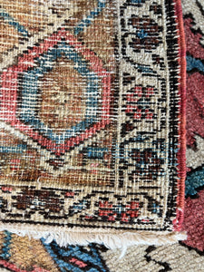 Paniz, Antique Persian Serapi, circa 1910, 8’ll x 12’10