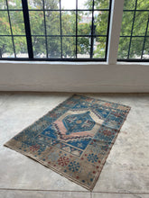 Load image into Gallery viewer, Adil, vintage Turkish rug 3’9 x 5’9

