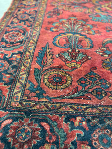 Lena, Antique Lilian scatter rug, 4’11 x 6’4