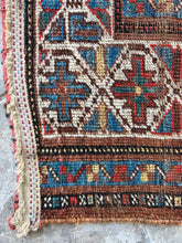 Load image into Gallery viewer, Syrus, vintage Qashqai tribal scatter rug 4 x 6’1
