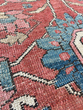 Load image into Gallery viewer, Nargol, Antique Persian Heriz, early 20th C, 8’10 x 11’7

