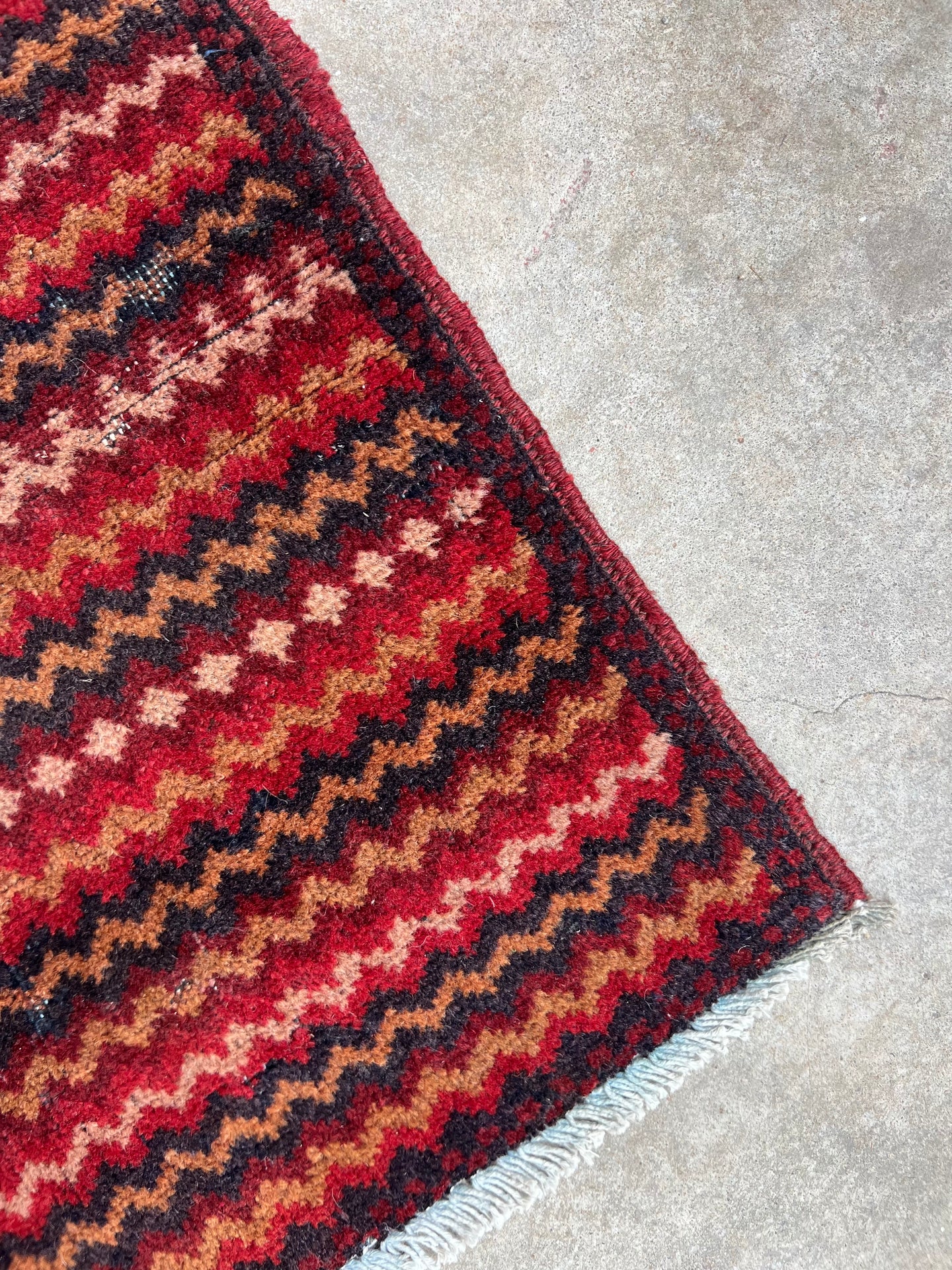 Turkish scatter rug, 1’4 x 2’3