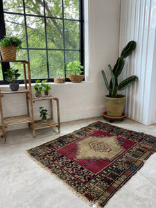 Masoud, Antique Malayer Scatter Rug, 3’2 x 4’3