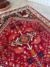 Load image into Gallery viewer, Parto, vintage Shiraz tribal rug with birds, 3’6 x 4’8

